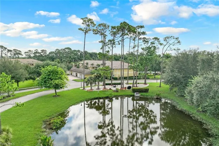 1137 Winding Pines Cir 106, Cape Coral, Florida 33909
