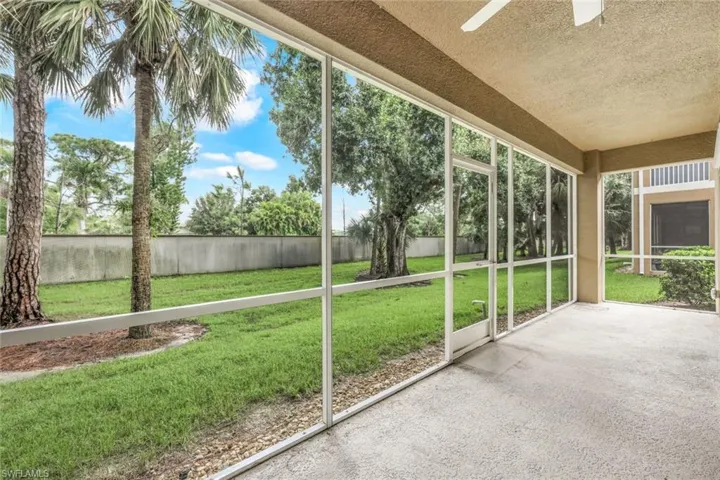 1137 Winding Pines Cir 106, Cape Coral, Florida 33909