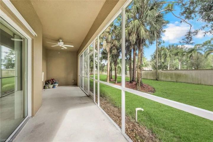 1137 Winding Pines Cir 106, Cape Coral, Florida 33909