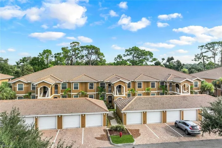 1137 Winding Pines Cir 106, Cape Coral, Florida 33909