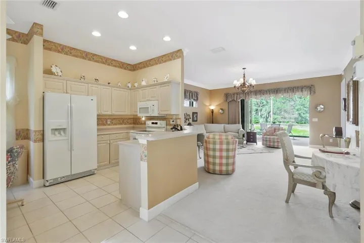 5852  Northridge  DR, Naples, FL 34110