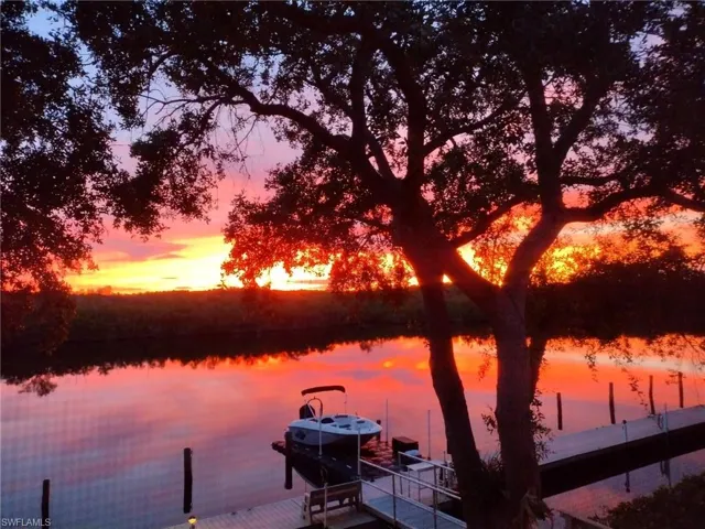 242 Newport Dr # 509, Naples, Florida 34114