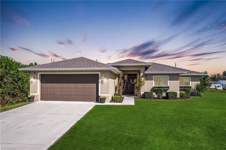 2910  39th SW ST, Lehigh Acres, FL 33976