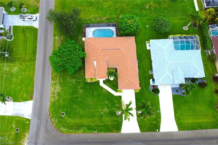 3302 2nd Ln, Cape Coral, Florida 33991
