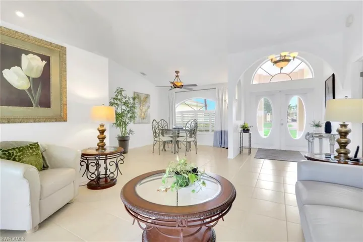 3302 2nd Ln, Cape Coral, Florida 33991