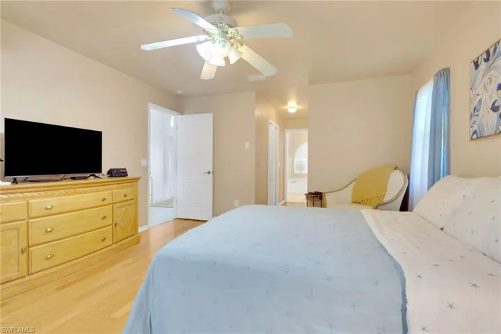 3302 2nd Ln, Cape Coral, Florida 33991