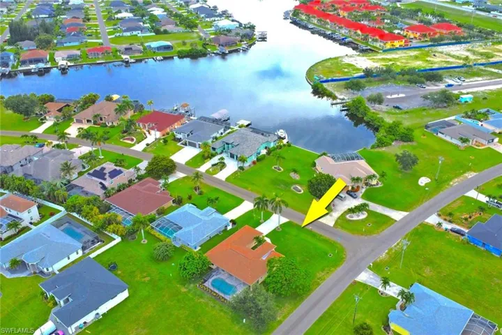 3302 2nd Ln, Cape Coral, Florida 33991