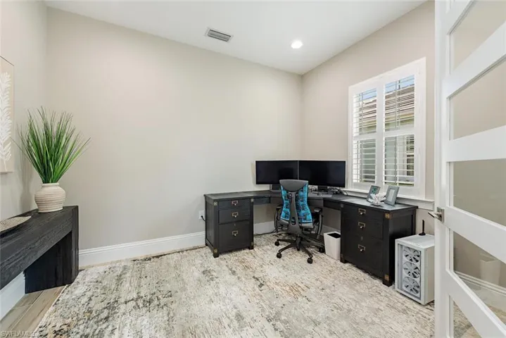 8776  Yucatan  CT, Naples, FL 34112