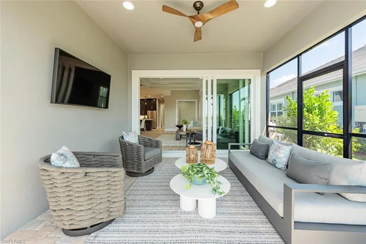 8776  Yucatan  CT, Naples, FL 34112