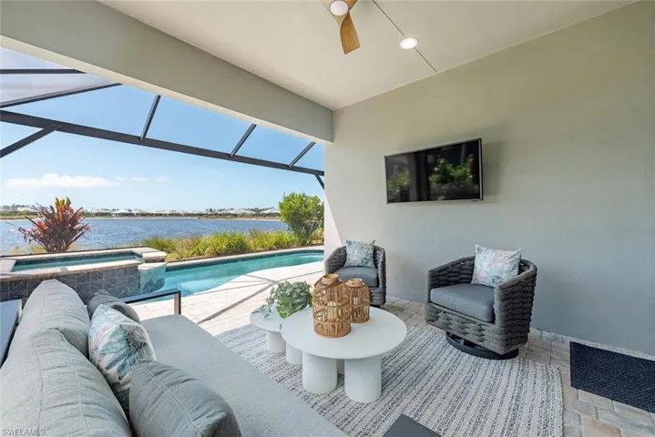 8776  Yucatan  CT, Naples, FL 34112