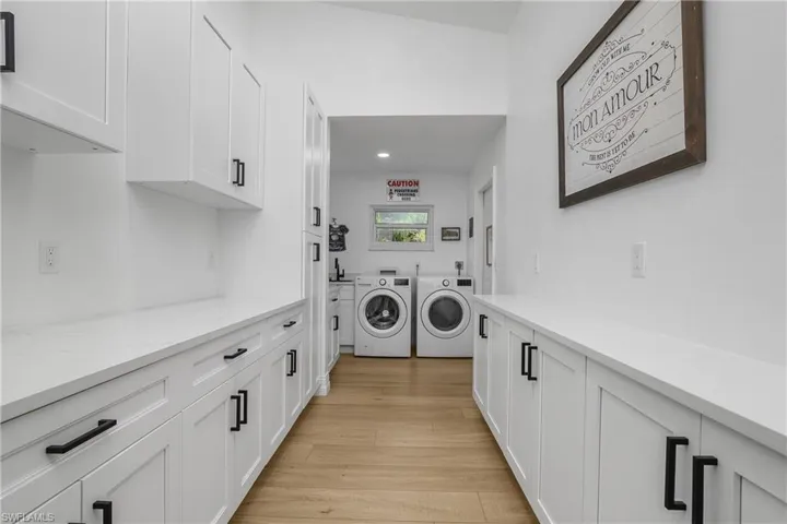 401 Countryside Dr, Naples, Florida 34104
