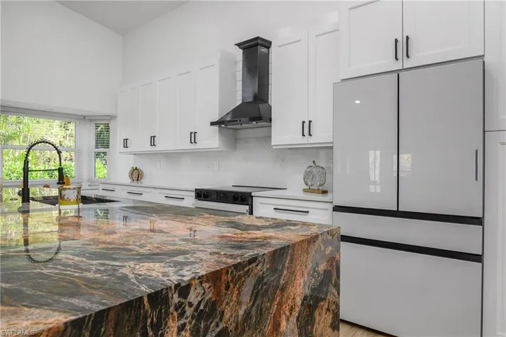 401 Countryside Dr, Naples, Florida 34104