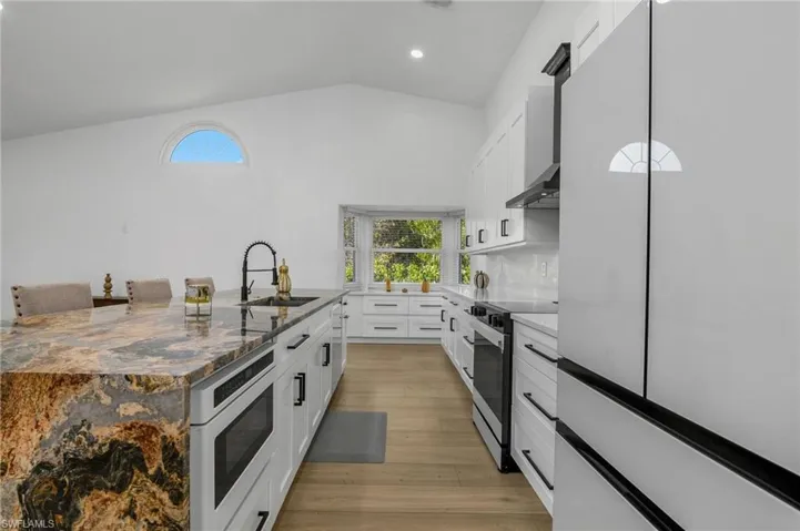 401 Countryside Dr, Naples, Florida 34104