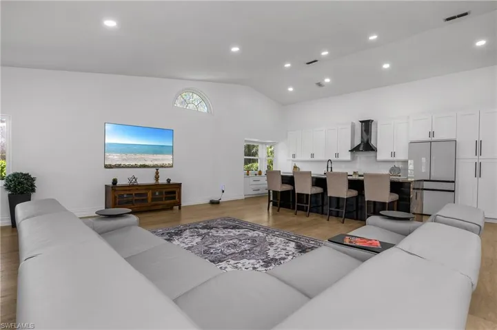 401 Countryside Dr, Naples, Florida 34104