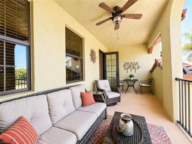 9073 Rialto St 6002, Naples, Florida 34113