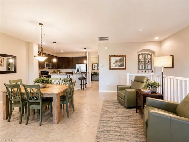 9073 Rialto St 6002, Naples, Florida 34113