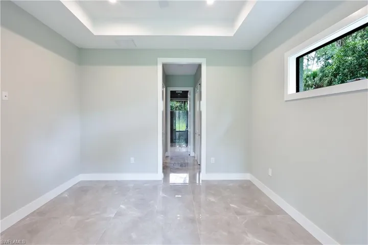 1061 20th Ave Ne, Naples, Florida 34120