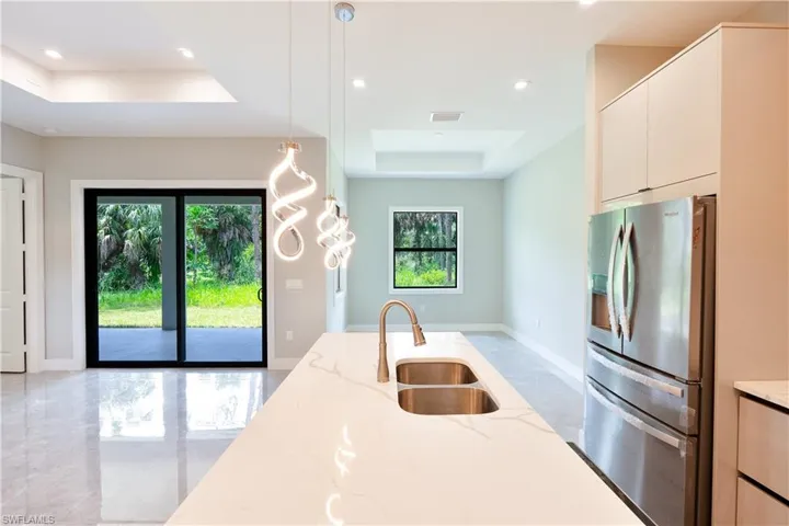 1061 20th Ave Ne, Naples, Florida 34120