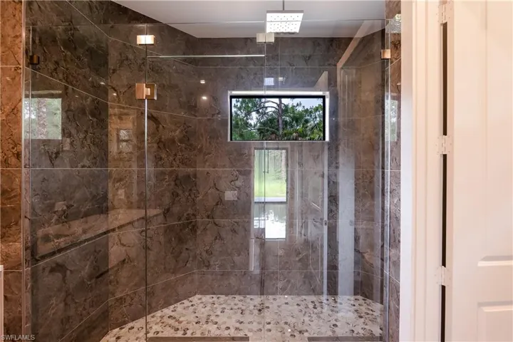 1061 20th Ave Ne, Naples, Florida 34120