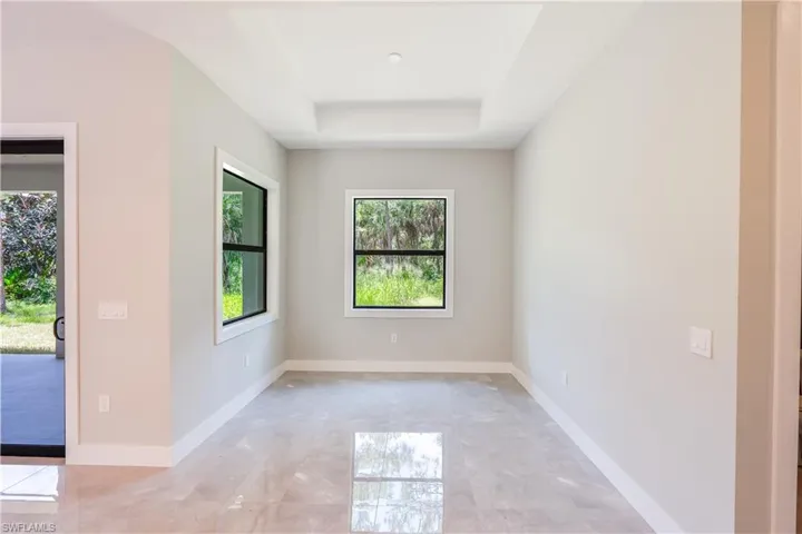 1061 20th Ave Ne, Naples, Florida 34120