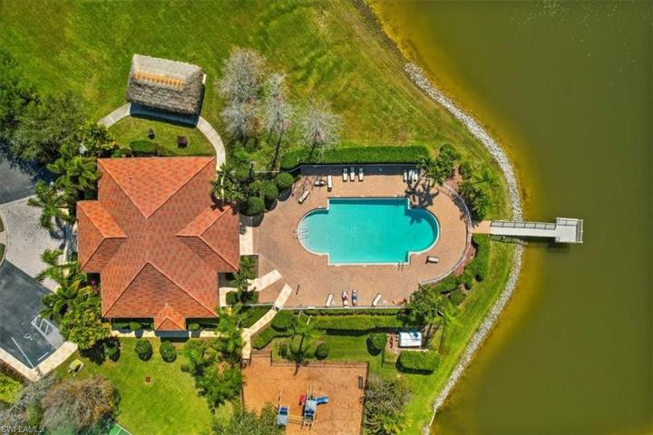 Community Pool/Chickee Hut/Clubhouse