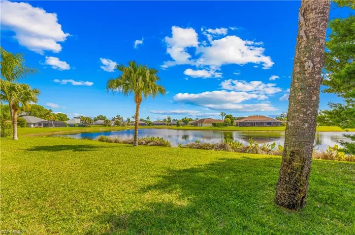 9882  Campbell  CIR, Naples, FL 34109