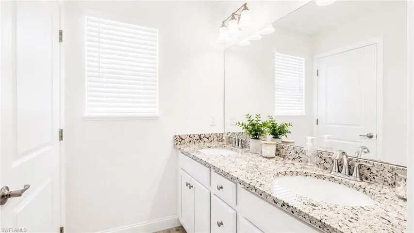 14534 Cantabria Dr, Fort Myers, Florida 33905