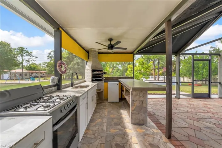 909 Williams Ave, Lehigh Acres, Florida 33972