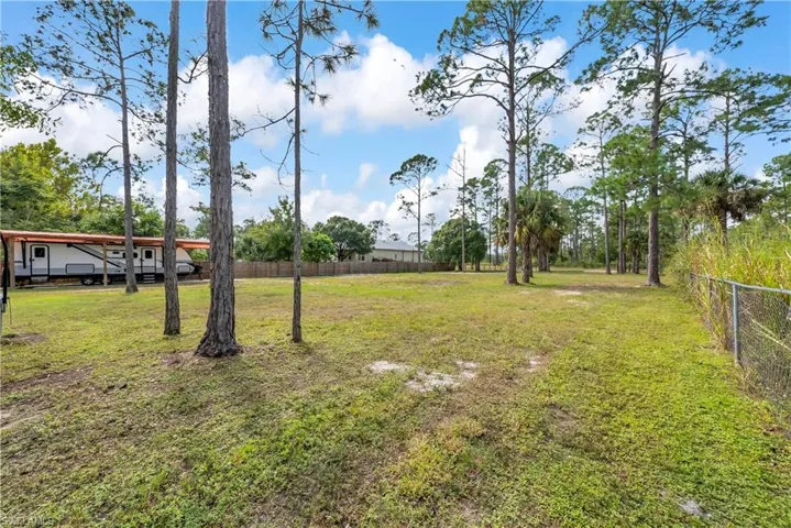 909 Williams Ave, Lehigh Acres, Florida 33972