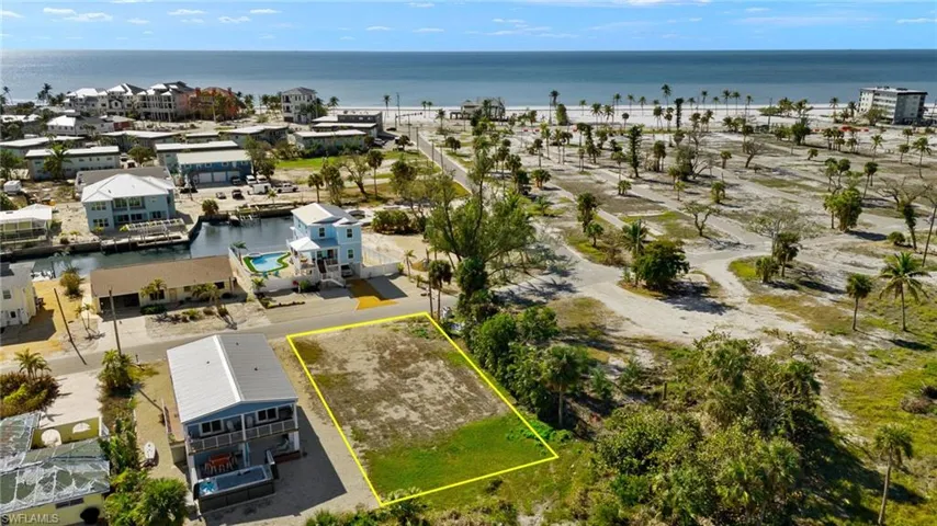 Drone / aerial view with a water view VIRTUALLY EDITED