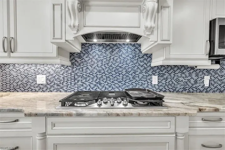 1034 N Waterway Dr, Fort Myers, Florida 33919