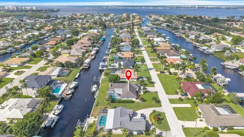 1034 N Waterway Dr, Fort Myers, Florida 33919