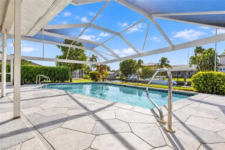 1034 N Waterway Dr, Fort Myers, Florida 33919