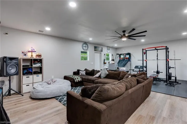 Featuring home gym.