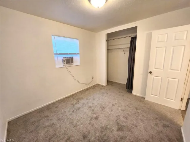 2981  Market  ST, Fort Myers, FL 33916