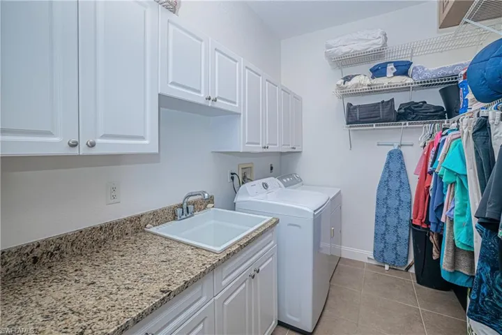 3815 Surfside Blvd, Cape Coral, Florida 33914