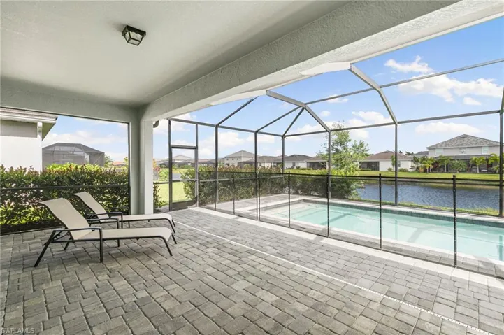 2525 Kona Way, Naples, Florida 34120