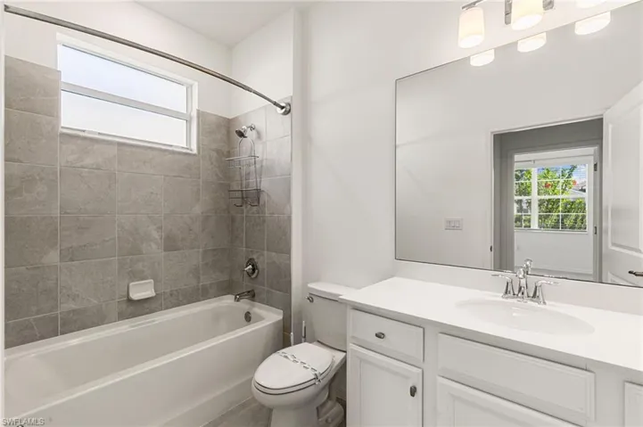 2525 Kona Way, Naples, Florida 34120