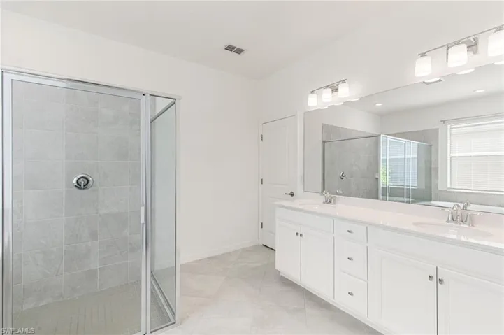 2525 Kona Way, Naples, Florida 34120