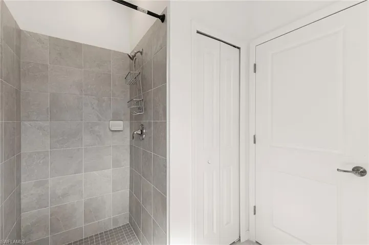 2525 Kona Way, Naples, Florida 34120