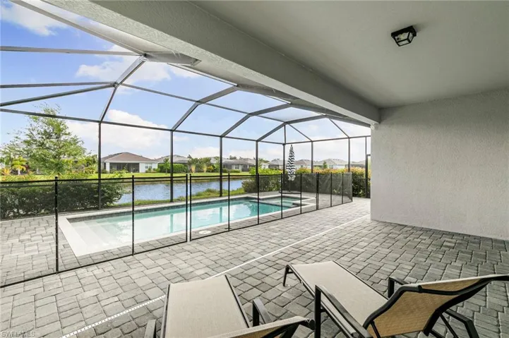 2525 Kona Way, Naples, Florida 34120