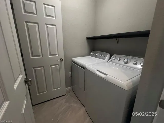 12048  Hawthorn Lake  DR, Fort Myers, FL 33913