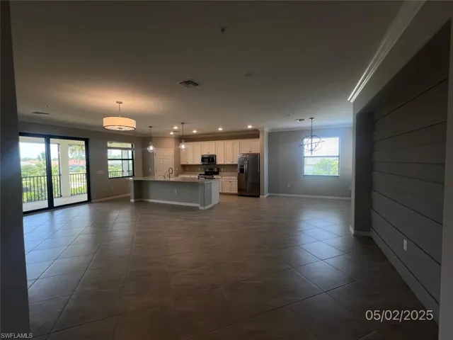 12048  Hawthorn Lake  DR, Fort Myers, FL 33913