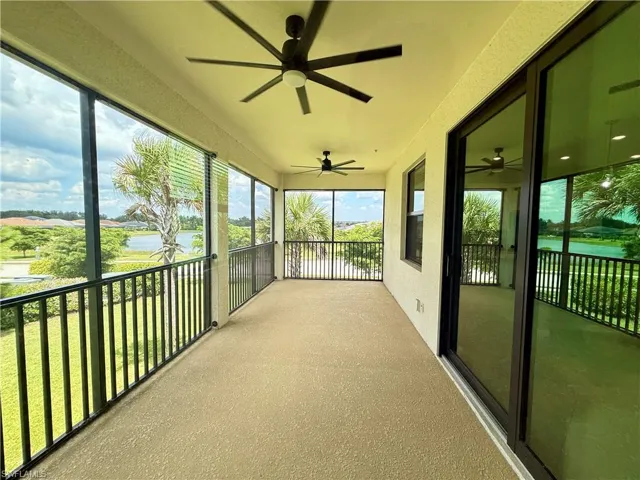 12048  Hawthorn Lake  DR, Fort Myers, FL 33913