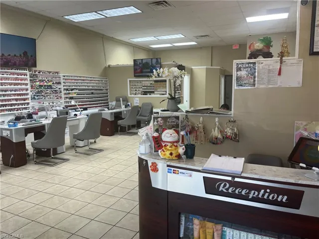 Nail salon