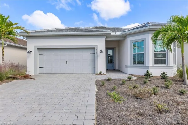 Prestige plan with pool - Available now!