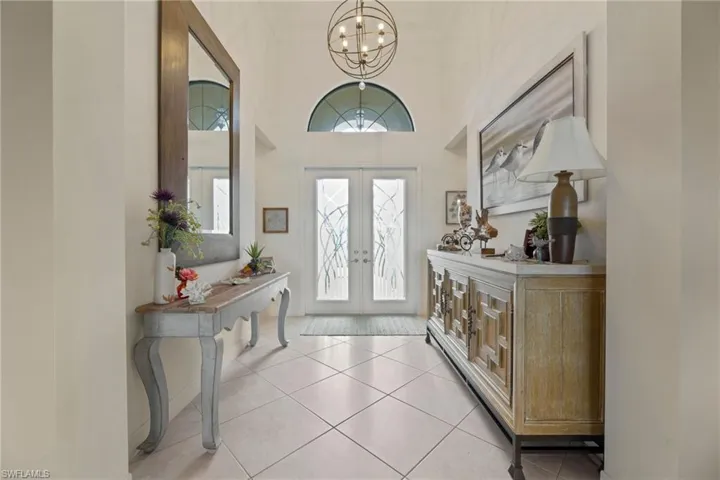 3288  Atlantic  CIR, Naples, FL 34119