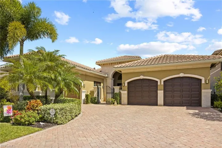 3288  Atlantic  CIR, Naples, FL 34119