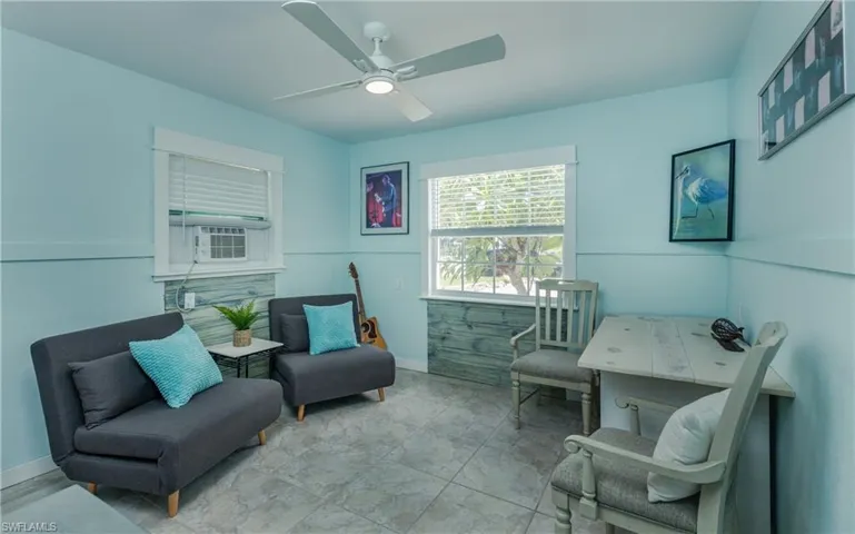 847 Oak St, Fort Myers Beach, Florida 33931