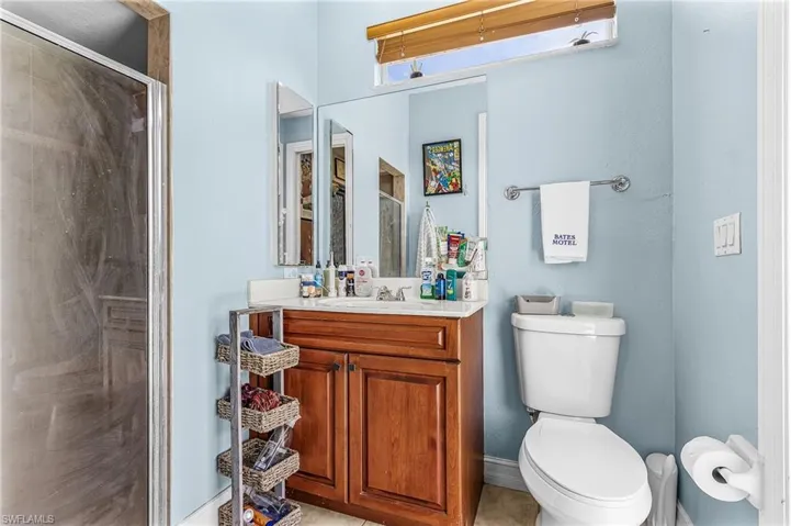 2441 Nw 9th Ter, Cape Coral, Florida 33993